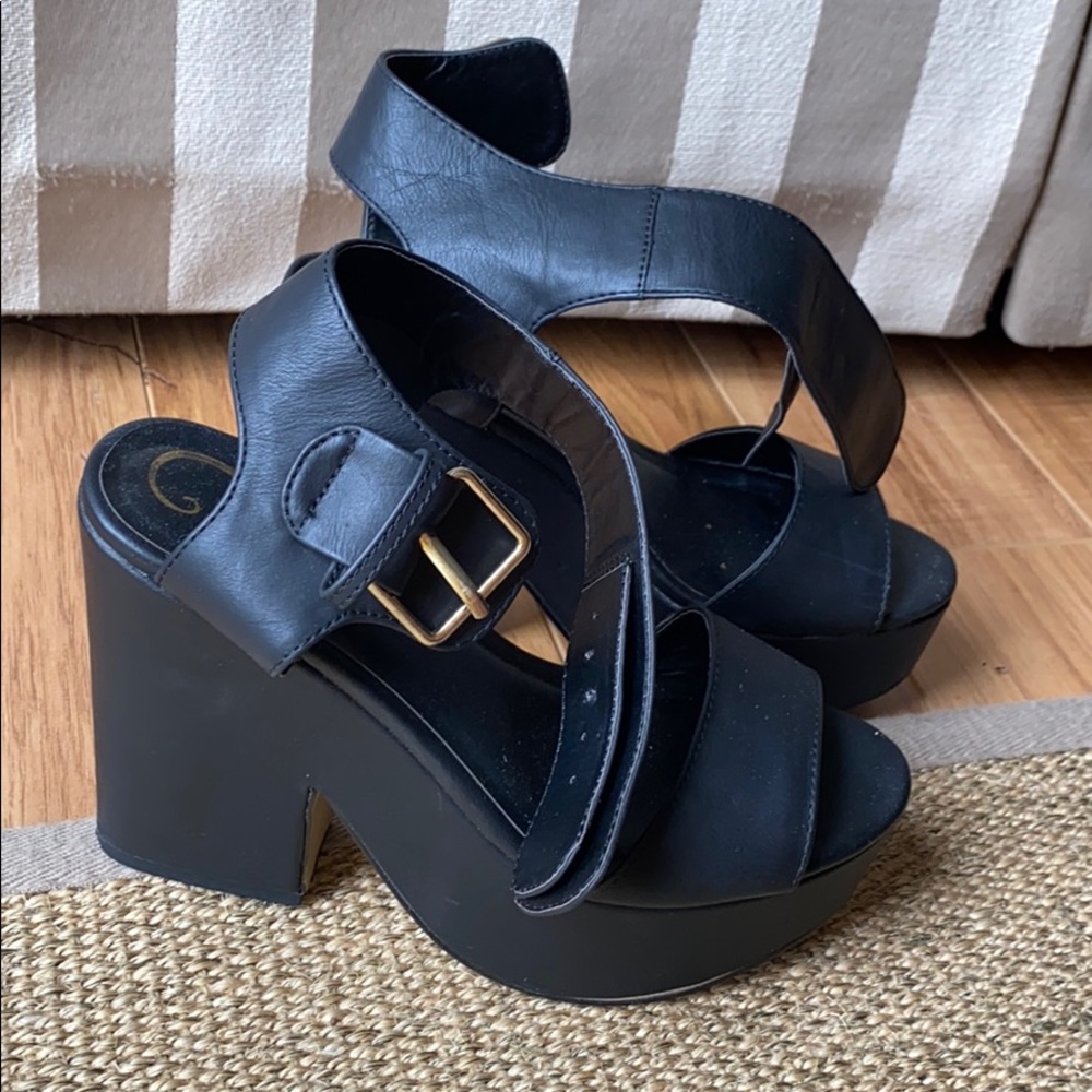 Platform black sandals